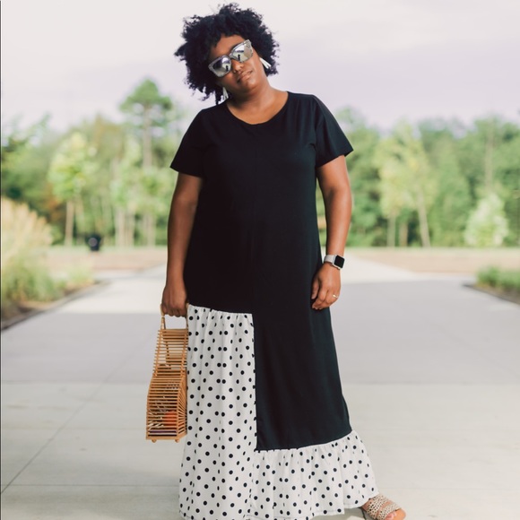 Welcome to My Closet - Picture 9 of 16